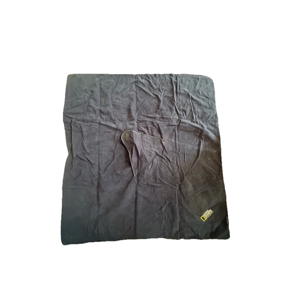 NATIONAL GEOGRAPHIC BLANKET FOLD up Drawstring Backpack With Instructions - Picture 6 of 6